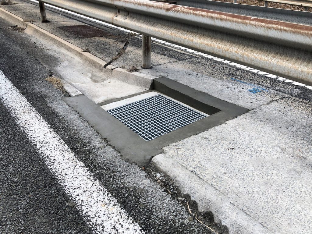 R5 千代田管内保全作業（用・排水溝補修工）